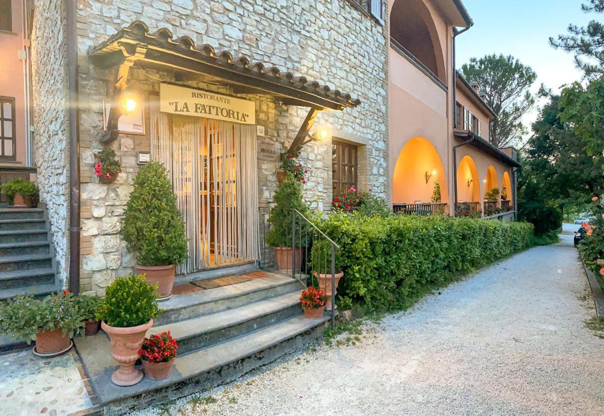 Hotel La Fattoria San Giovanni Di Baiano Экстерьер фото