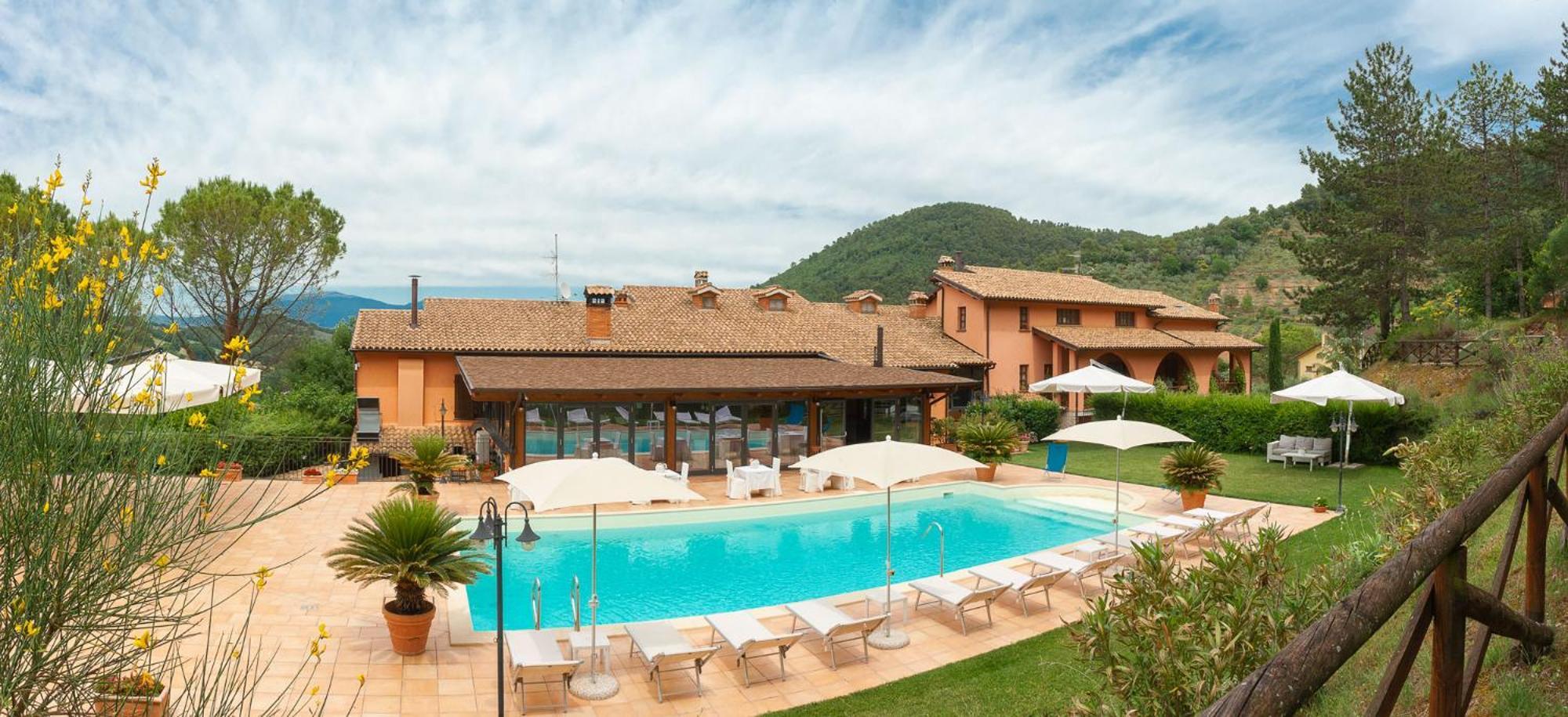 Hotel La Fattoria San Giovanni Di Baiano Экстерьер фото
