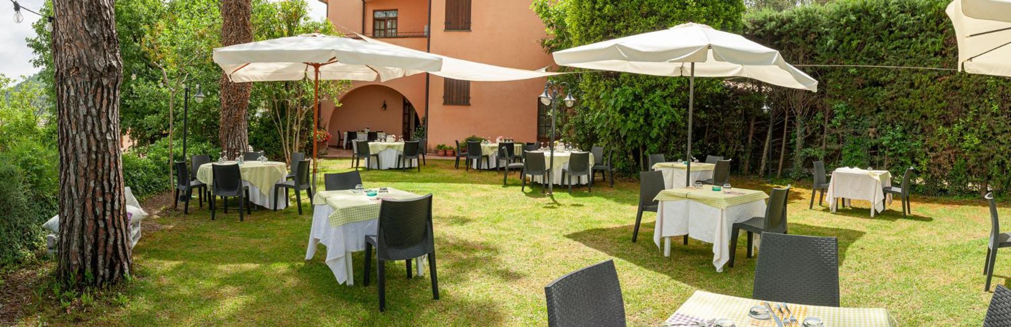 Hotel La Fattoria San Giovanni Di Baiano Экстерьер фото